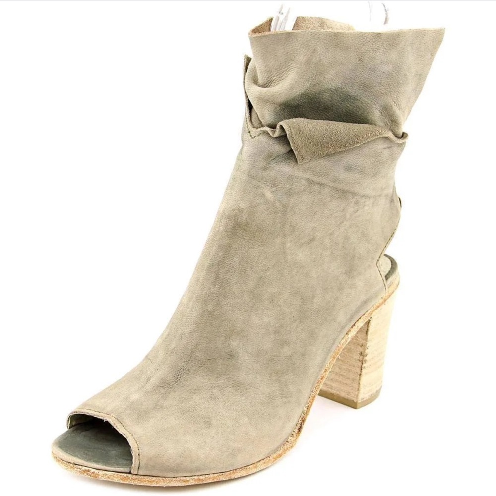 FREE PEOPLE Golden Road Heeled Leather Boots NWT